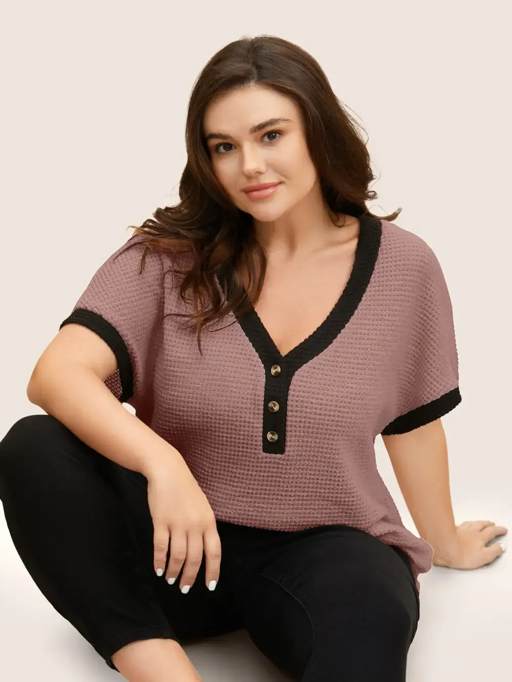 V Neck Contrast Button Detail Knit T-Shirt