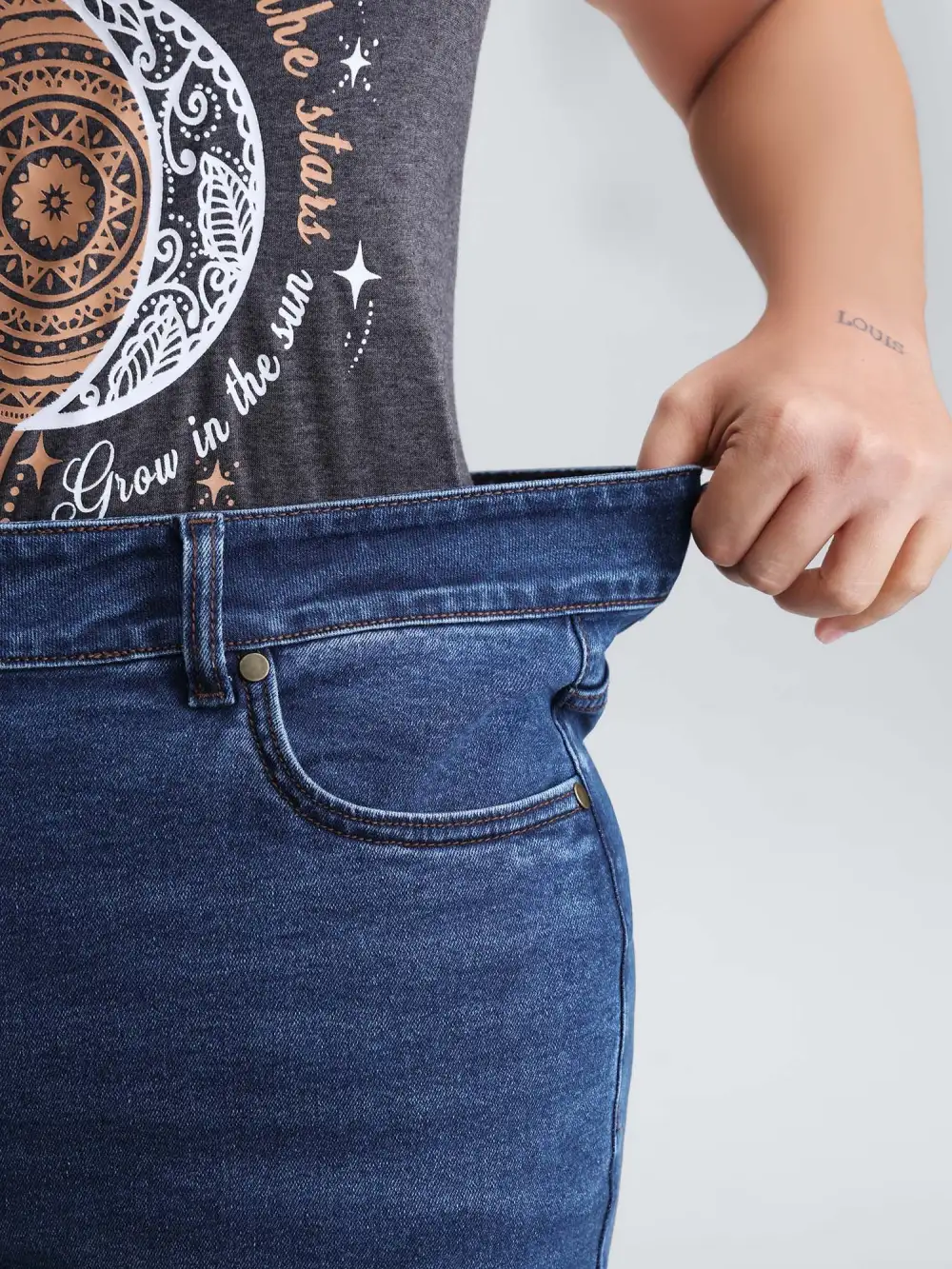 Rolled Cuffs Webbed Wide-Leg Jeans