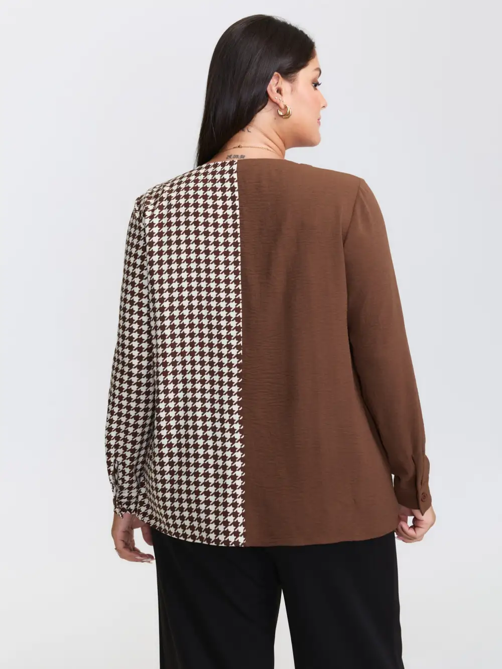 Checkered Contrast Button V-Neck Blouse