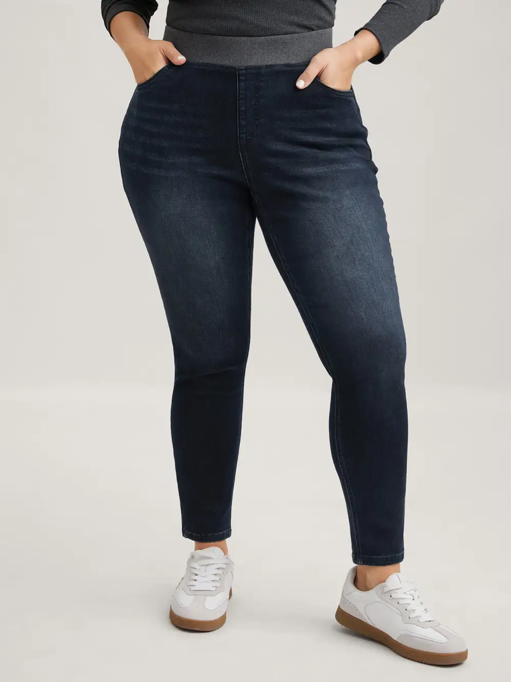 Stretchy Whiskered Waist Skinny Knit Jeans