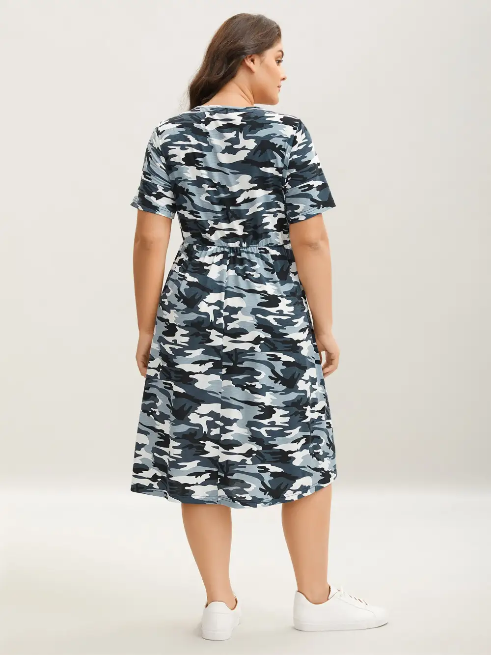 Camouflage Print Round Neck Pockets Midi Dress