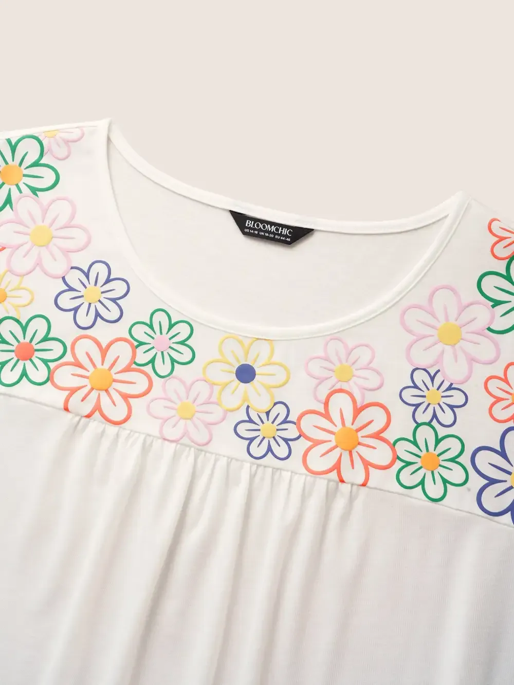 Colored Floral Print Round Neck Gathered T-Shirt