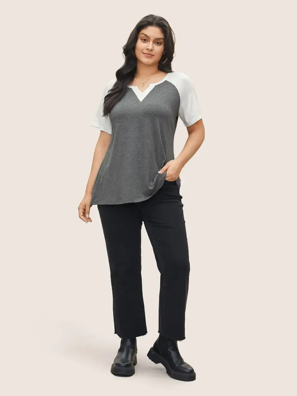 Colorblock Contrast Notched Raglan Sleeve T-Shirt