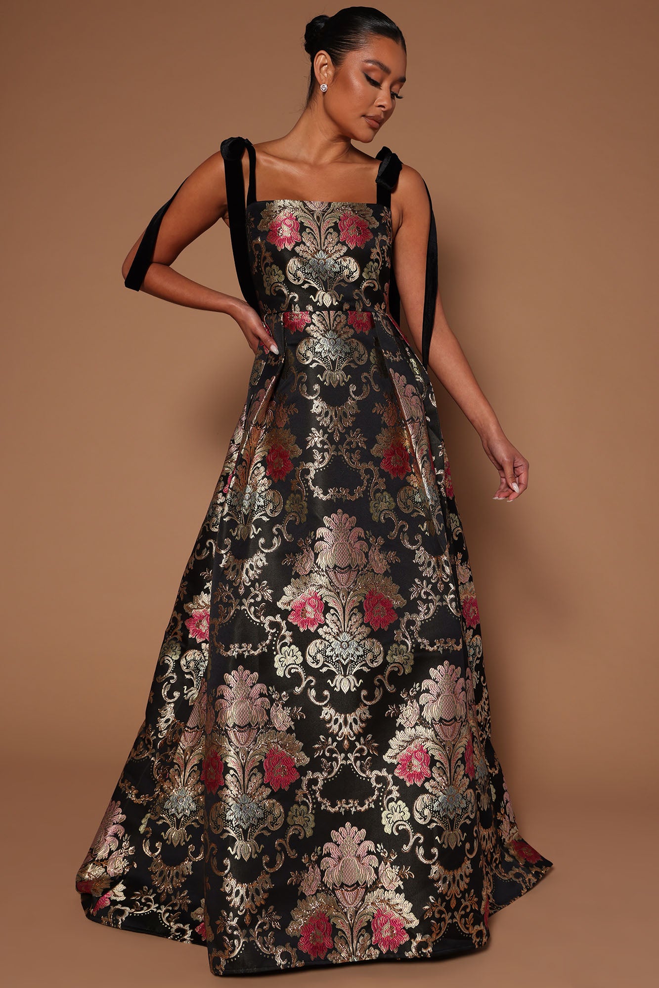 Analisa Maxi Dress - Black