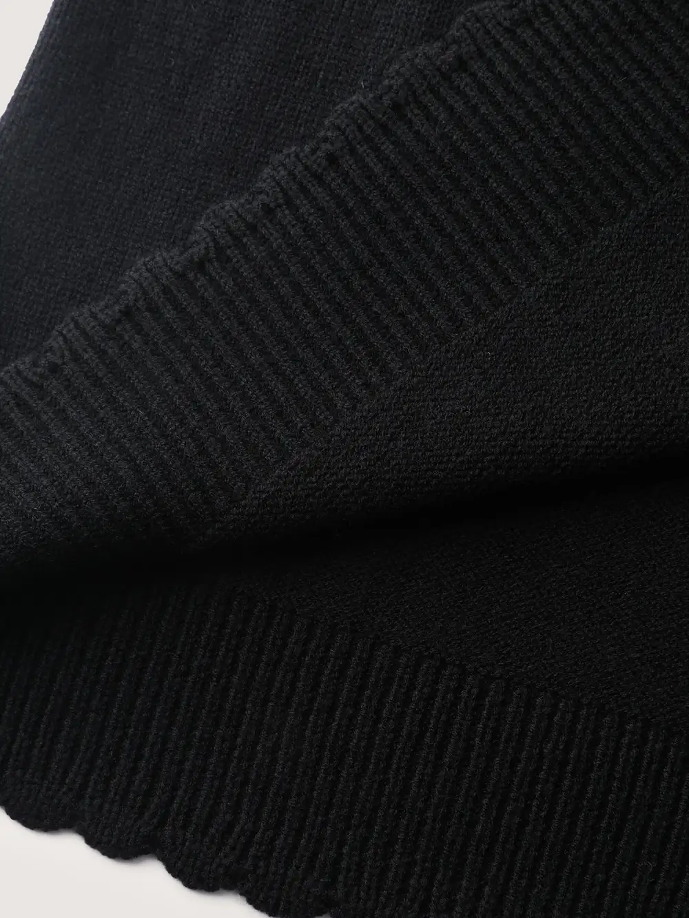 Supersoft Floral Embroidery Buttons Knit Cardigan