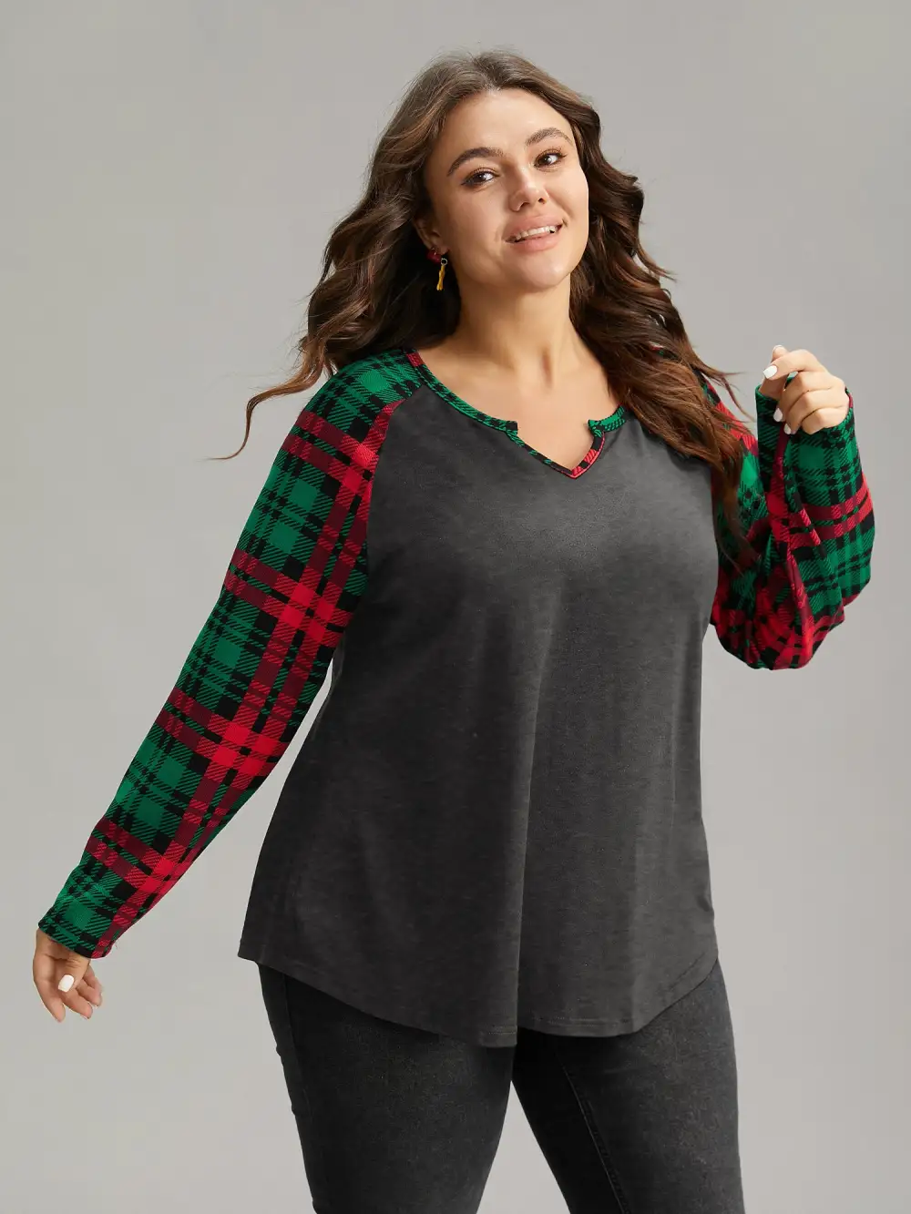 Plaid Contrast Notched Raglan Sleeve T-shirt