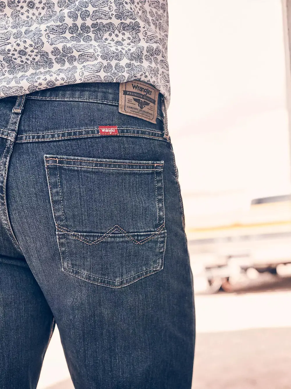 WRANGLER MEN'S FIVE STAR PREMIUM FLEX RELAXED FIT BOOTCUT JEAN IN LIVINGSTON