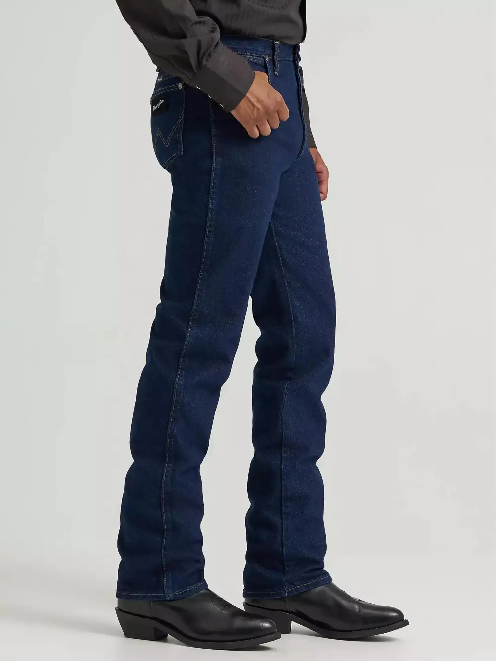 COWBOY CUT SILVER EDITION SLIM FIT JEAN IN BLACK