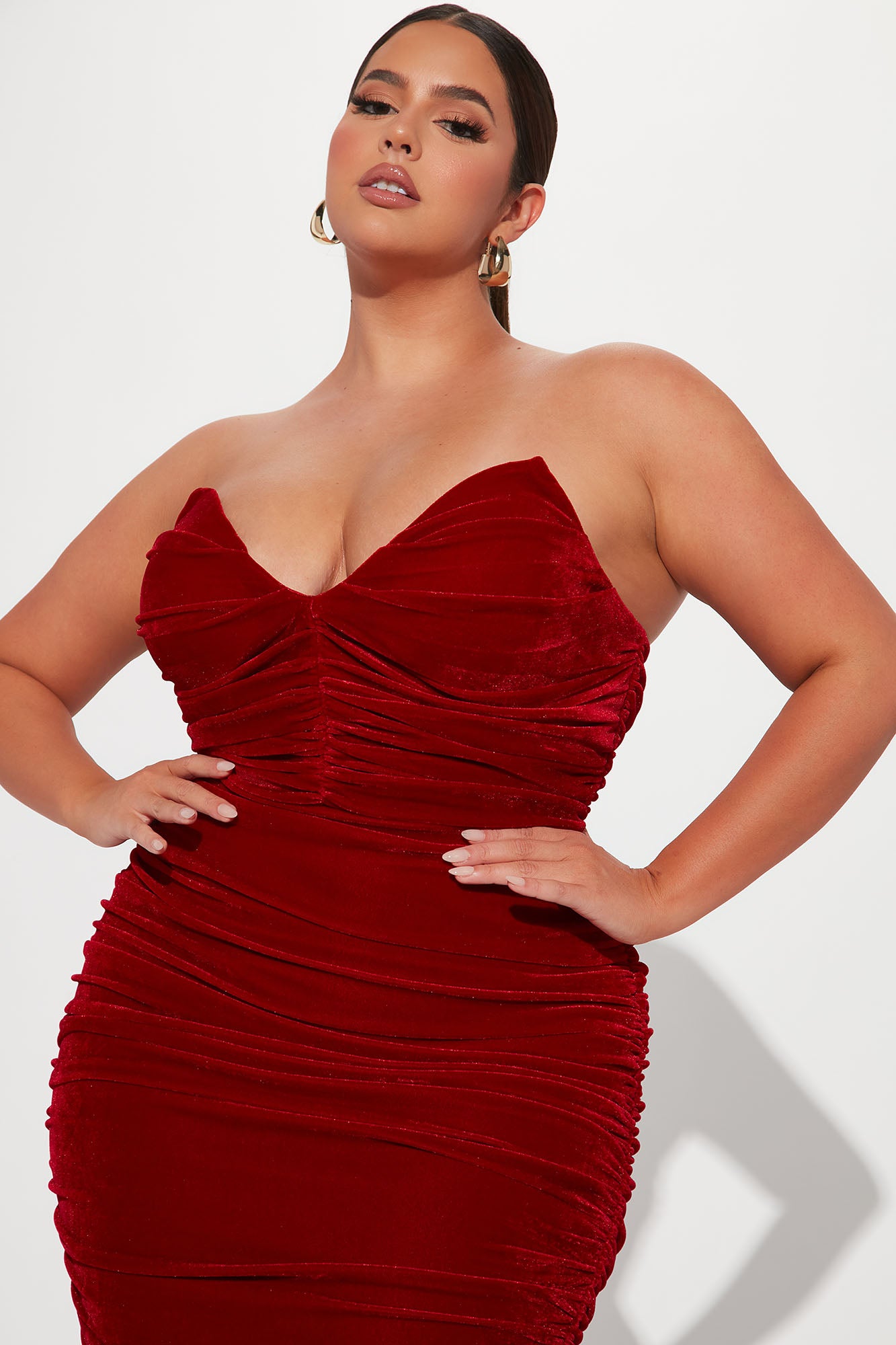 Forever Royalty Velvet Midi Dress - Red