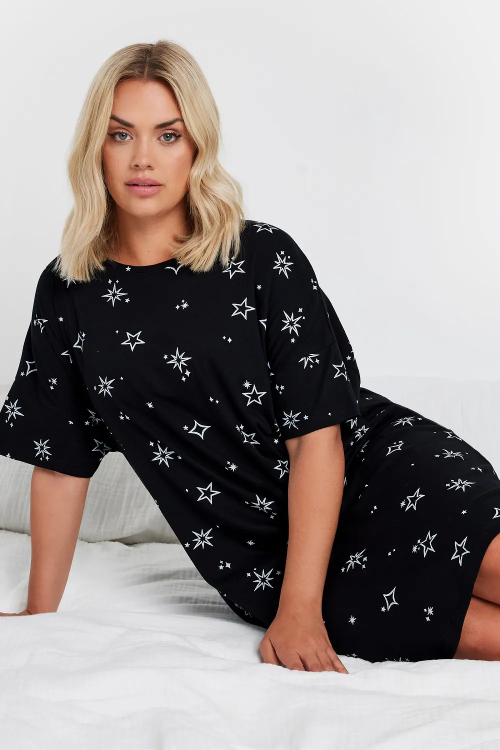 YOURS Curve Blue Celestial Print Sleep Tee Nightdress