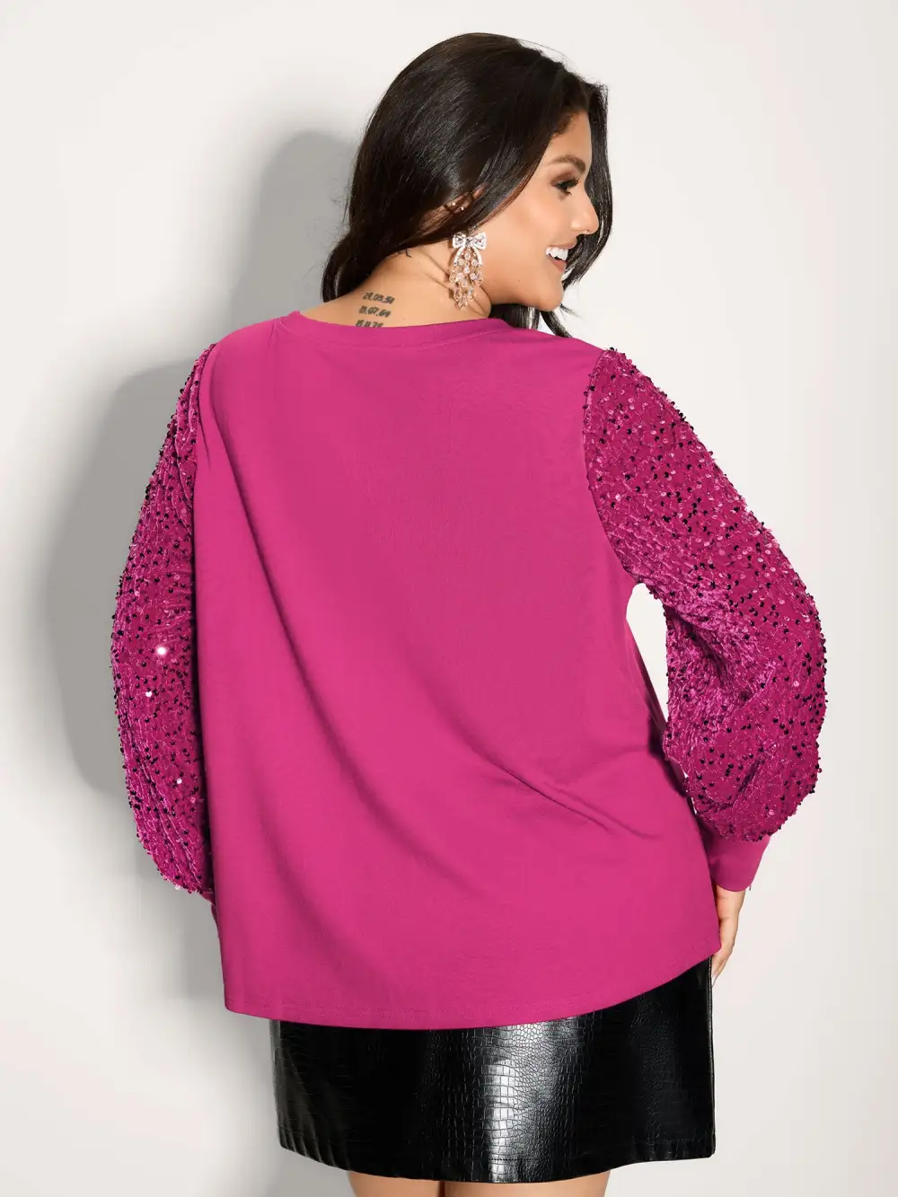 Sequin Spliced Cut-Out Neck Sweatshirt
