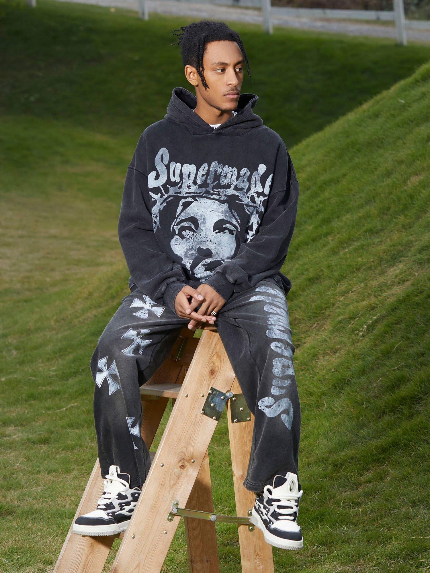 Heavy Duty Washed Jesus Graphic Hoodie - 1973