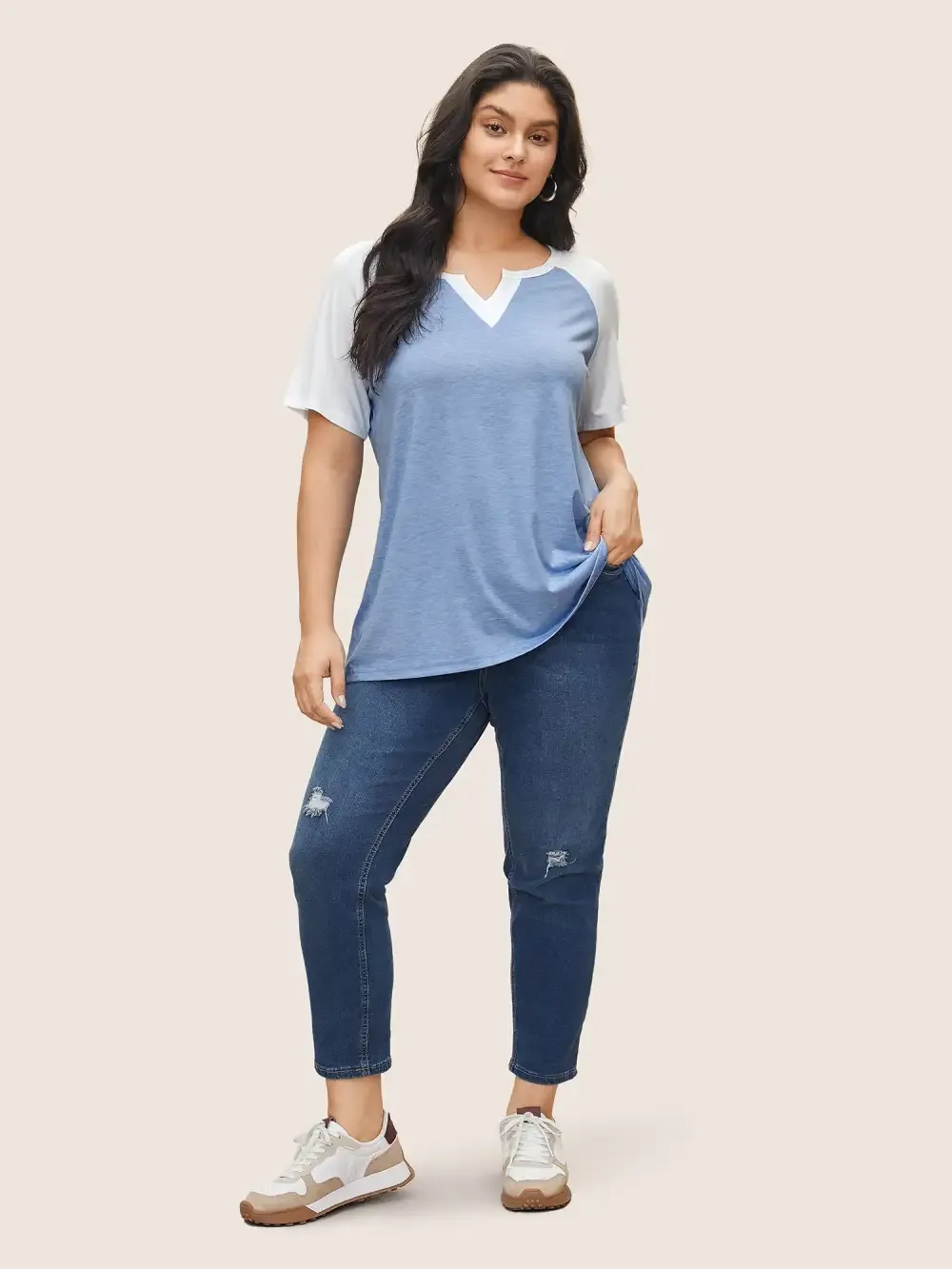 Colorblock Contrast Notched Raglan Sleeve T-Shirt