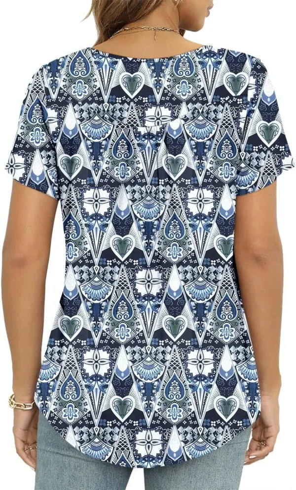 ✨Women's Summer Printed Pleated Crew Neck Tee