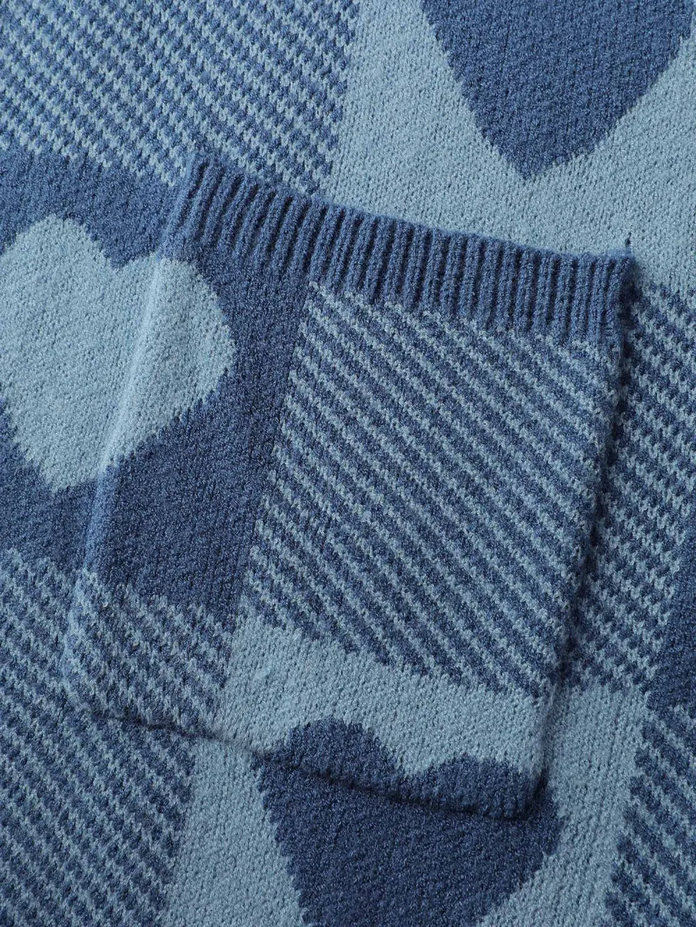 Checkered Hearts Jacquard Pockets Knit Cardigan