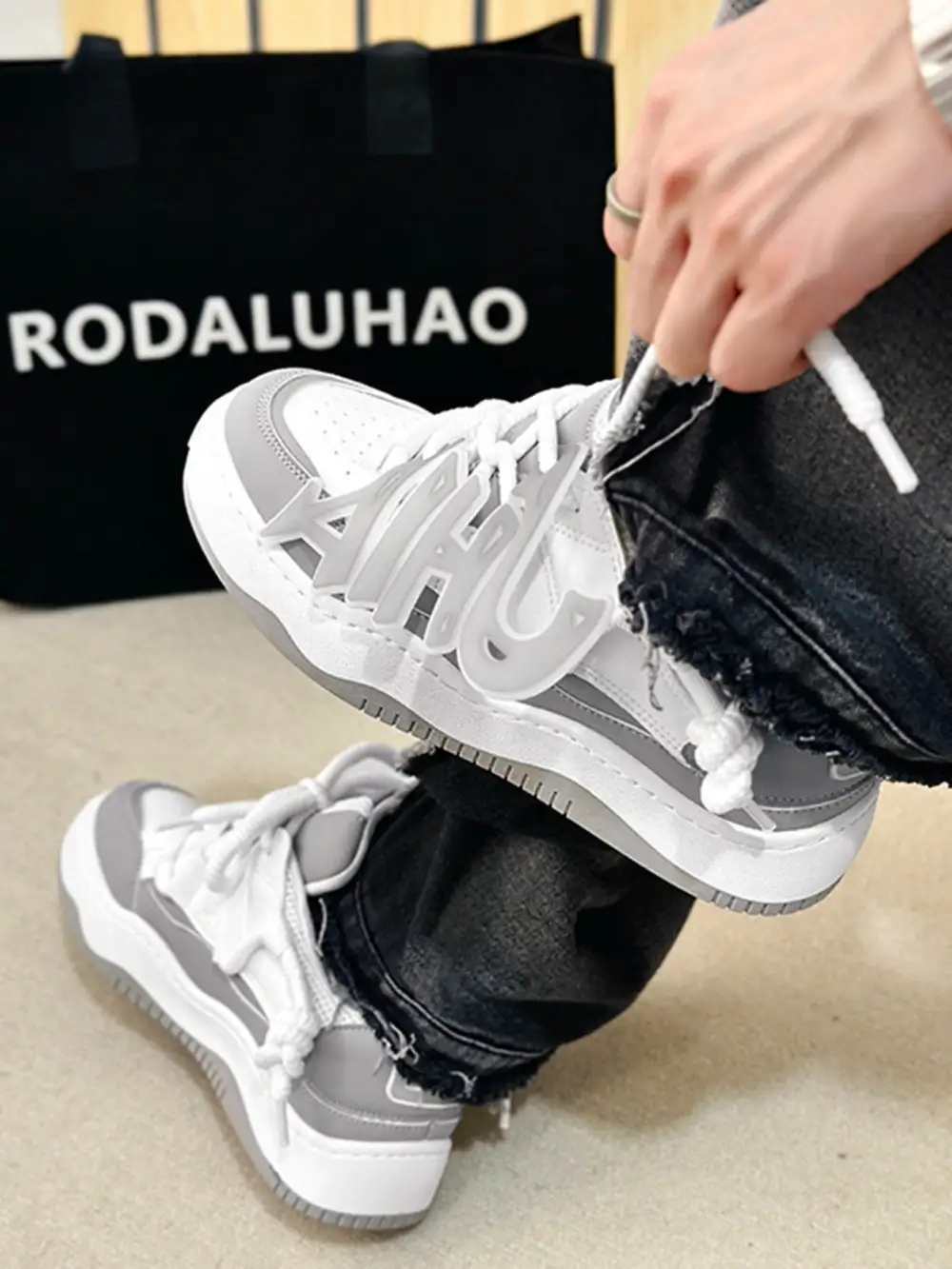 Street Versatile Luminous Fluorescent Boardshoes - 1803