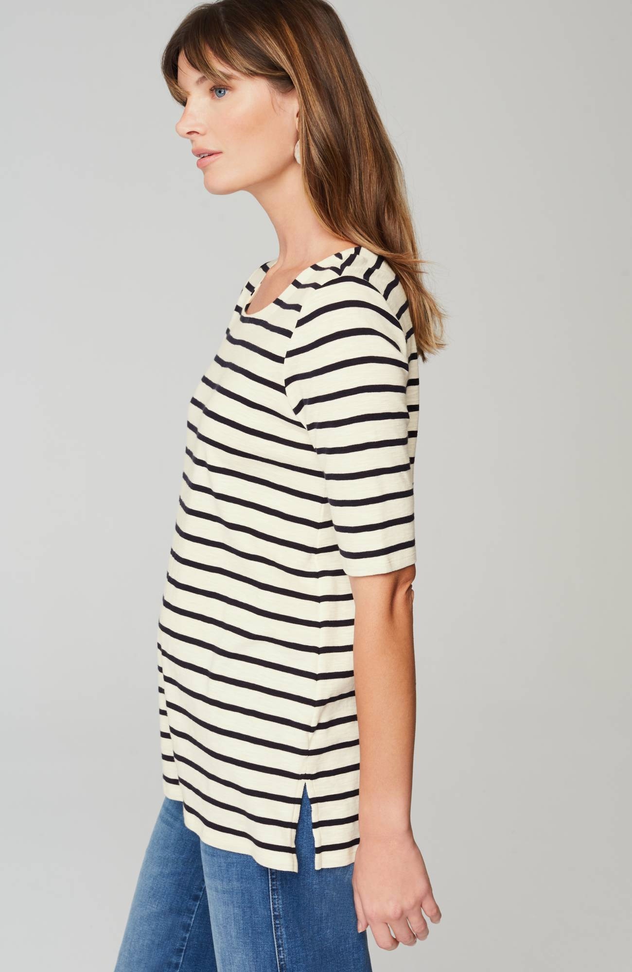 pima-slub scoop-neck side-slit tee