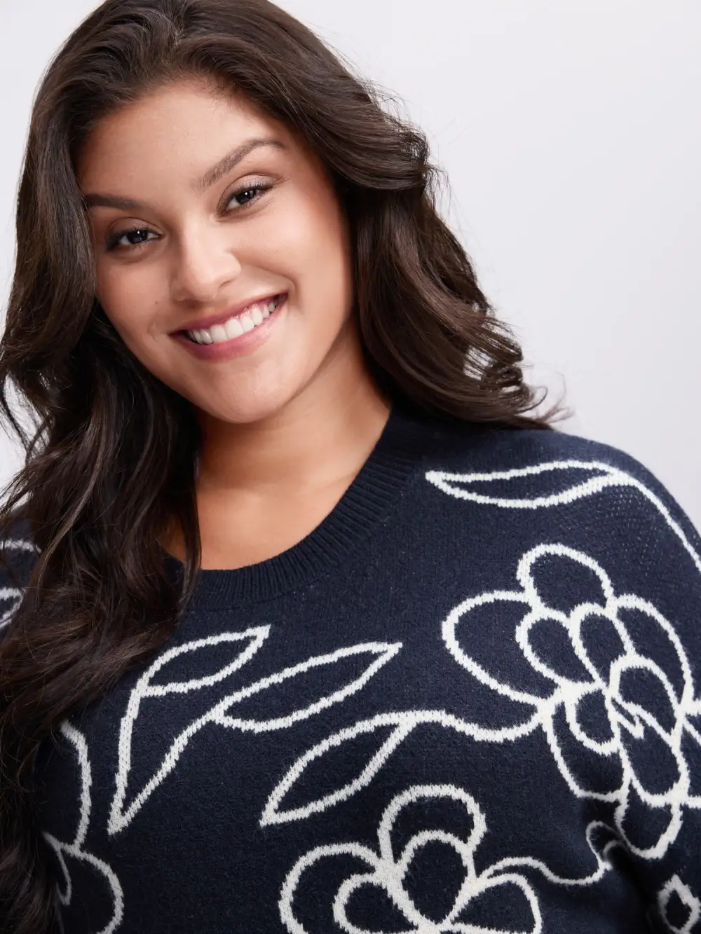 Round Neck Floral Split Hem Pullover