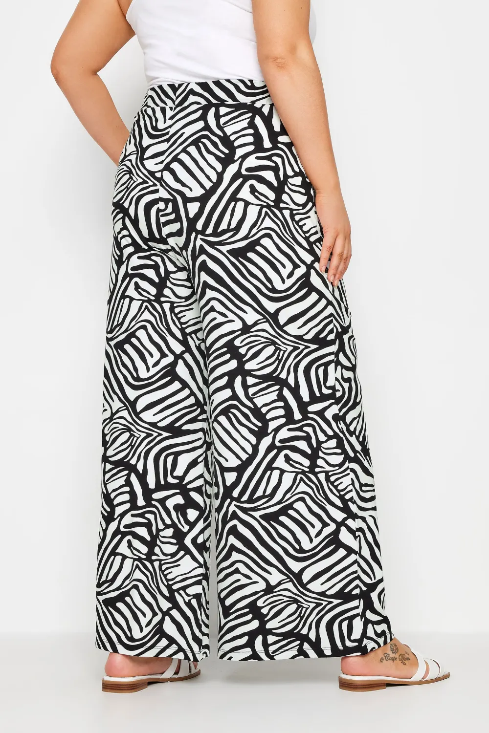 YOURS Curve Black Leopard Print Wide Leg Trousers