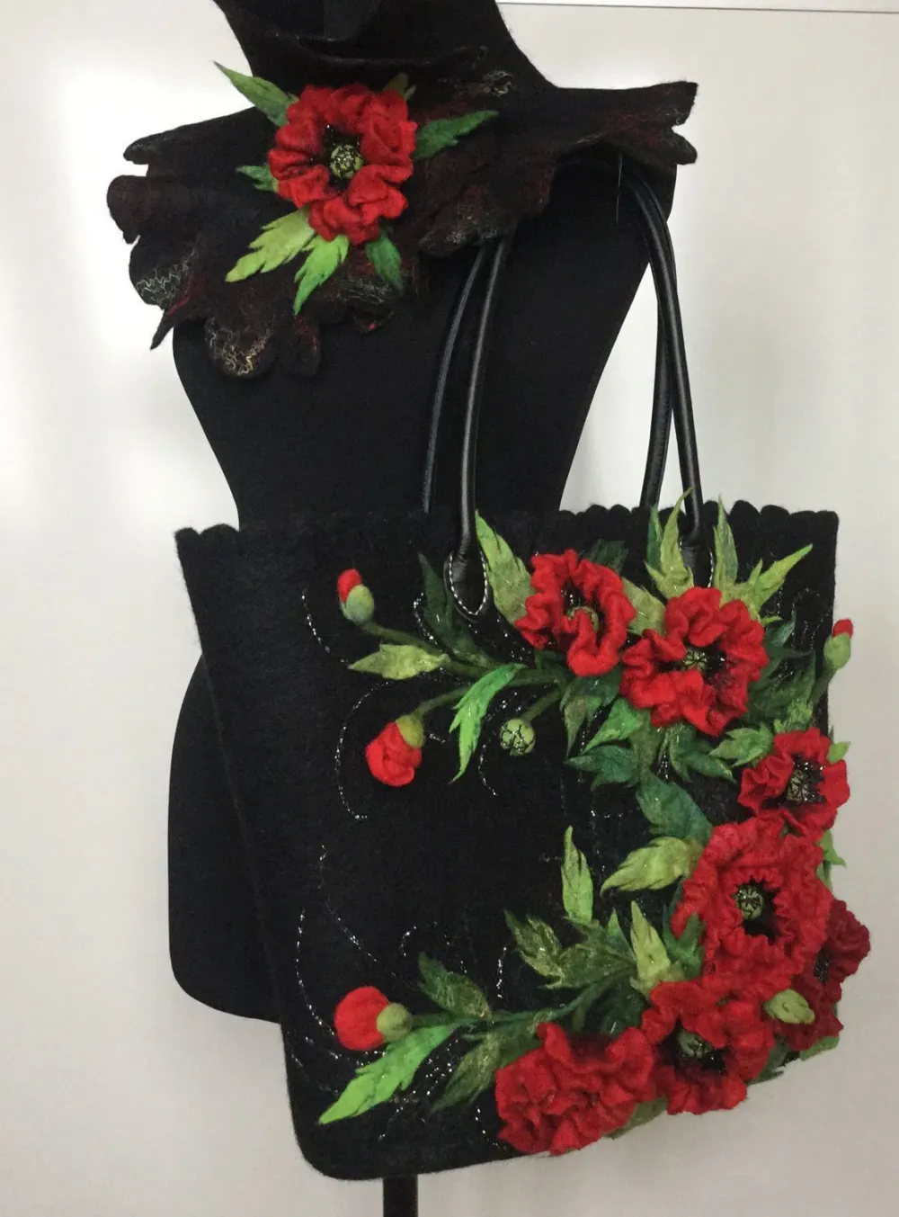 Handbag 