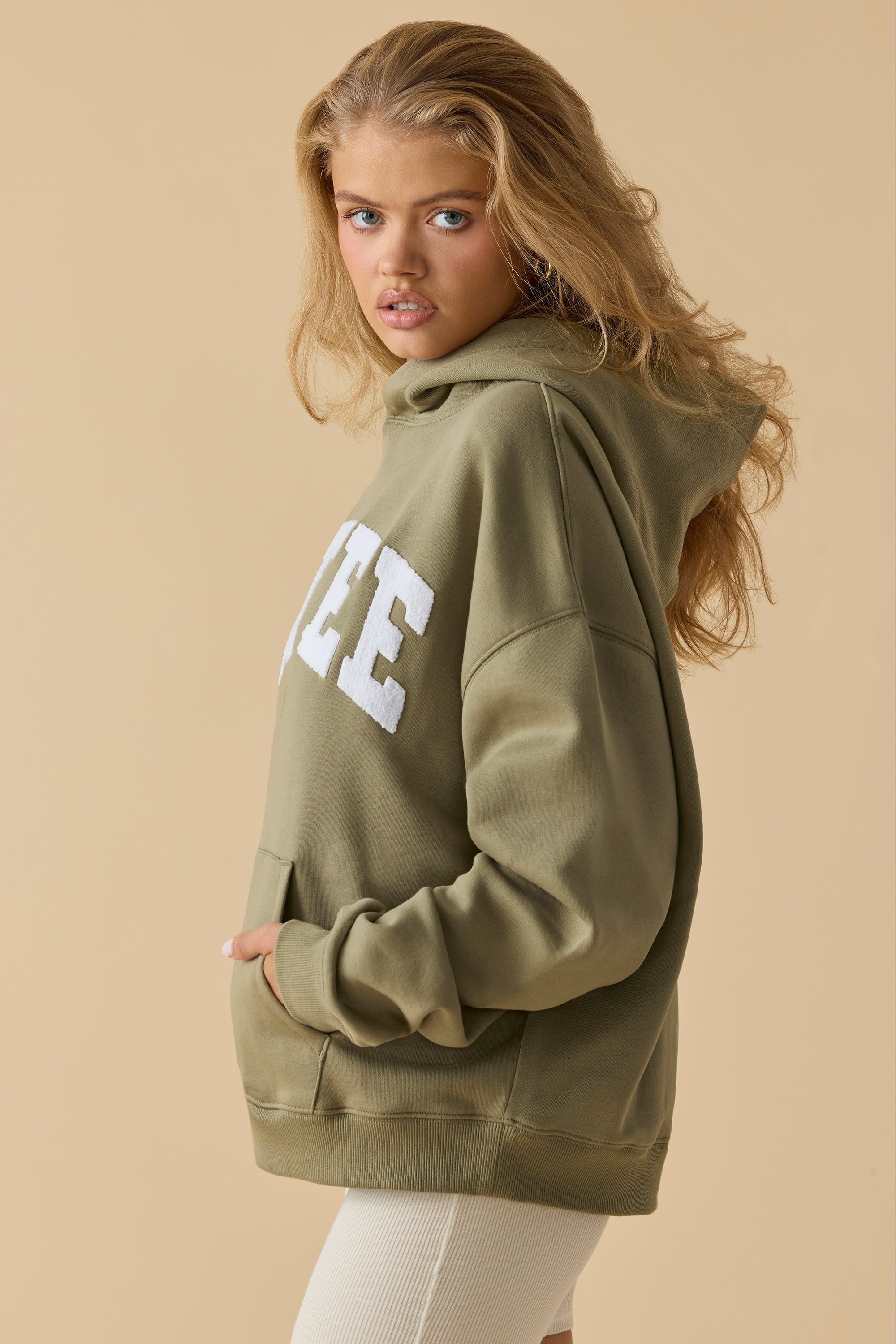 Hero - Oversized Hooded Sweatshirt in Soft Olive