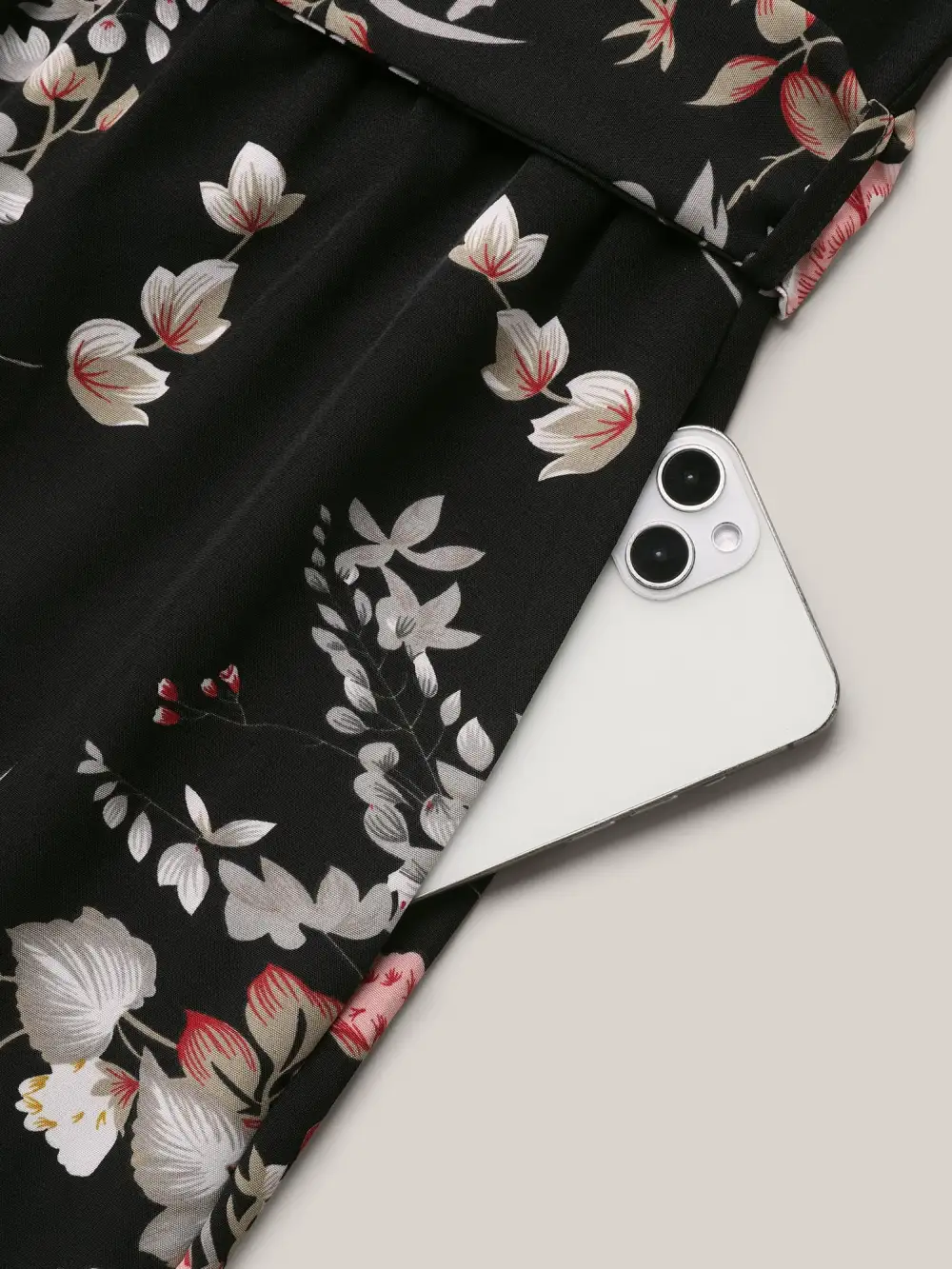 Color Contrast Belted Panel Pockets Jumpsuit