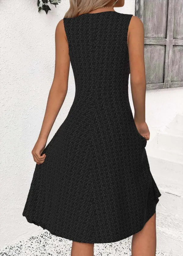 Black Ruched Sleeveless Round Neck Dress