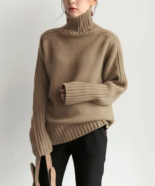 Simple Pit Strip Turtleneck Sweater