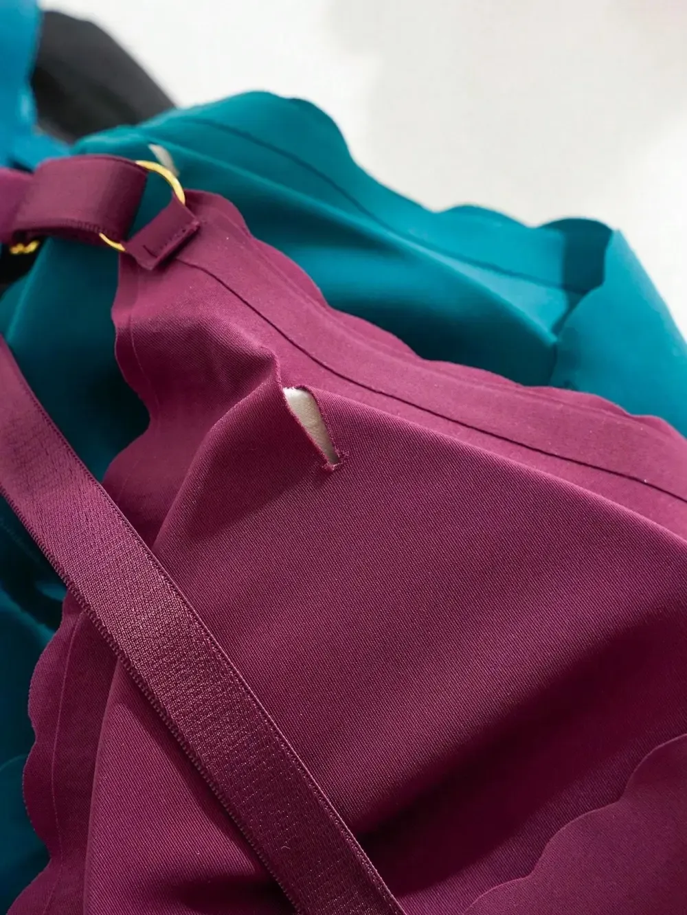 Basics 3pcs Seamless Wave Edge Adhesive Bra Set With Removable Cups