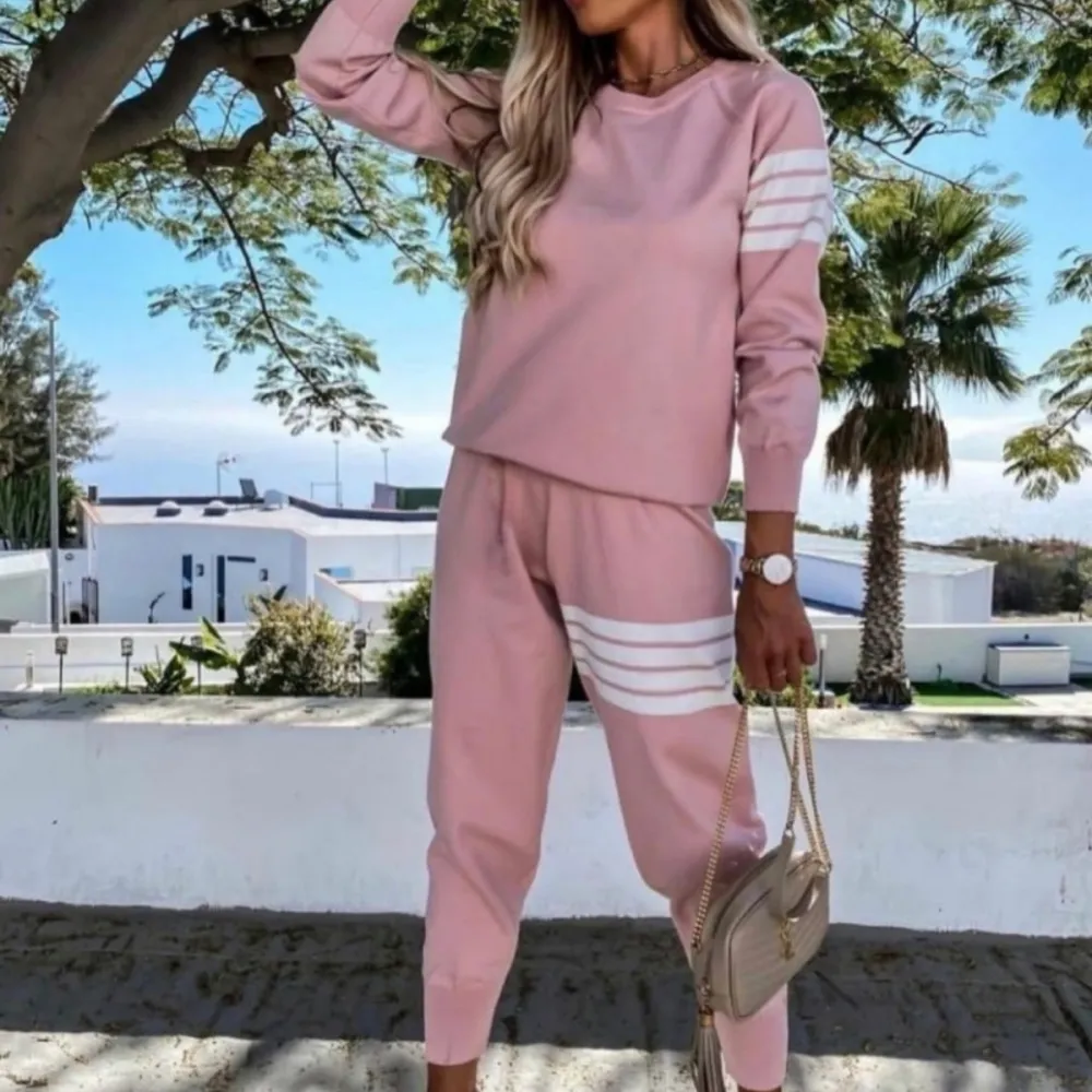 Two-piece Women's Casual Sports Suit