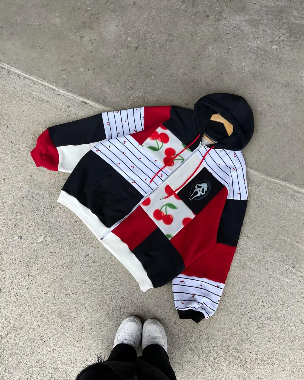 Hoodie sweatshirts how perfect and cozy piece for your Halloween day