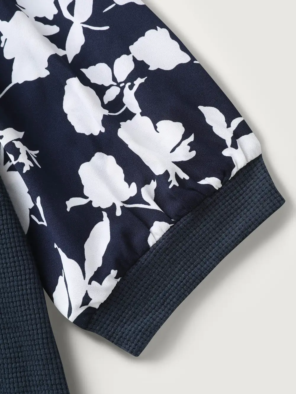 Textured Floral Puffy Sleeve Sweatshirt