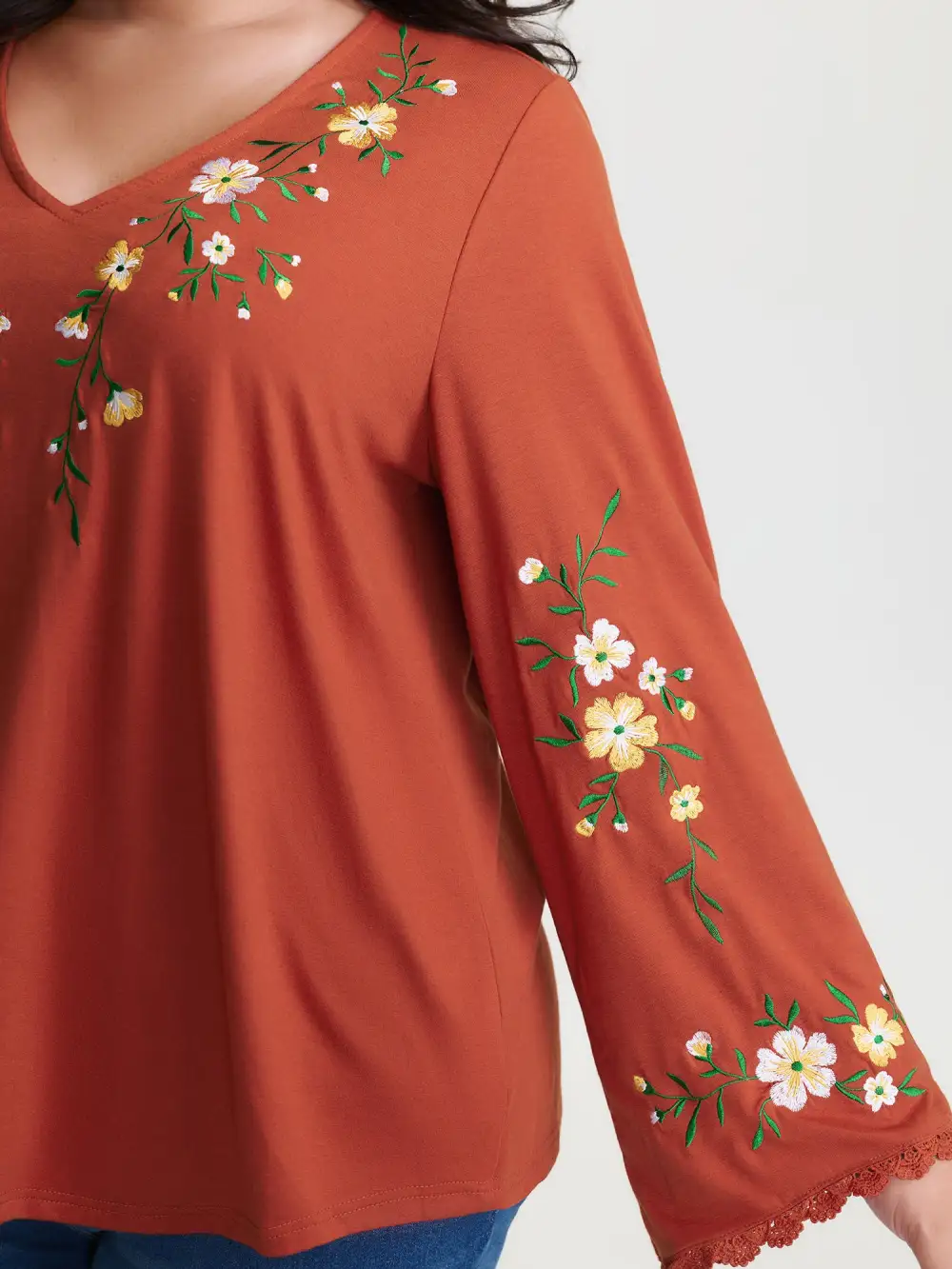 Floral Embroidered Lace Knit T-Shirt