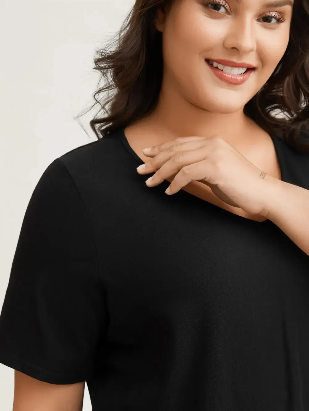 4 Pack Cotton V Neck Plain Basic T-shirt