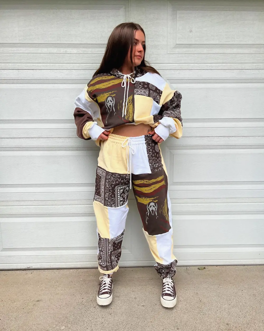 Khaki 2 piece set tops and bottoms how perfect and cozy piece for your Halloween day