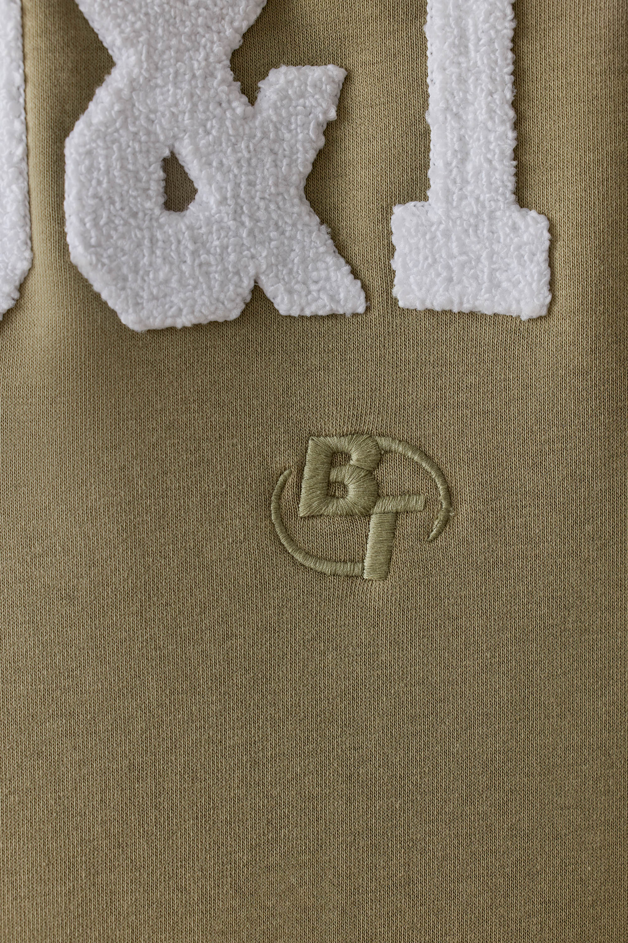 Hero - Oversized Hooded Sweatshirt in Soft Olive