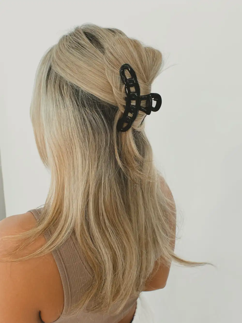 Missy Claw Clip