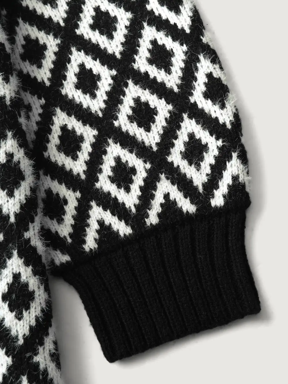 Mink Jacquard Diamond Pattern Knit Cardigan