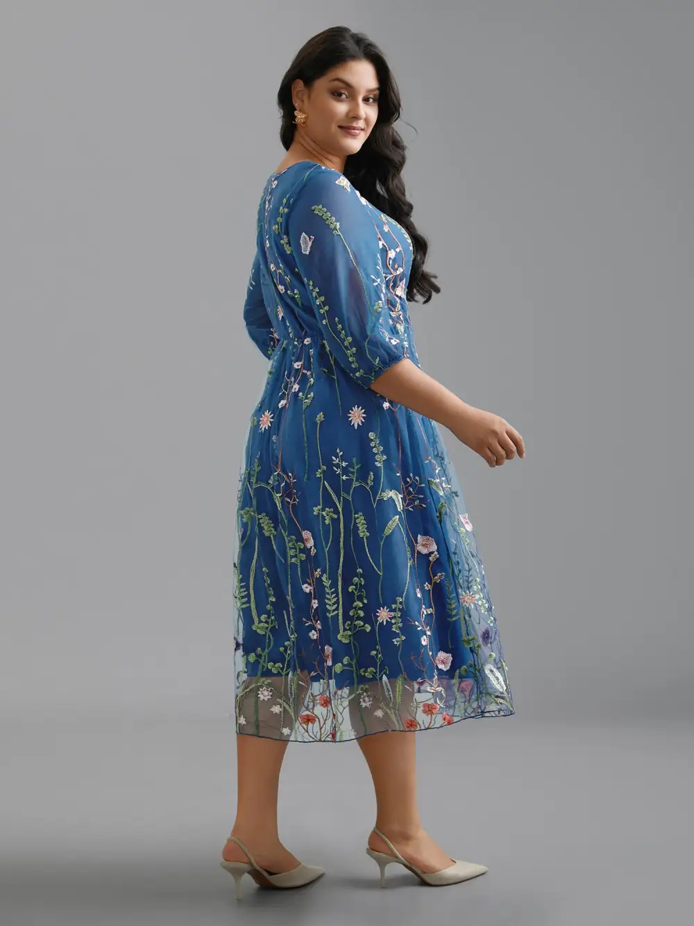 Floral Embroidered Elastic Waist Lined Midi Dress