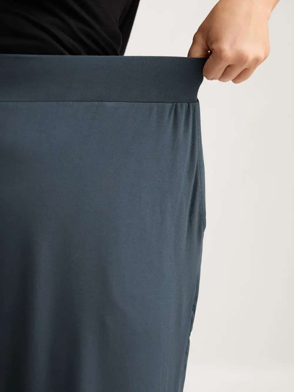 Solid Elastic Waist Wide Leg Lounge Bottoms