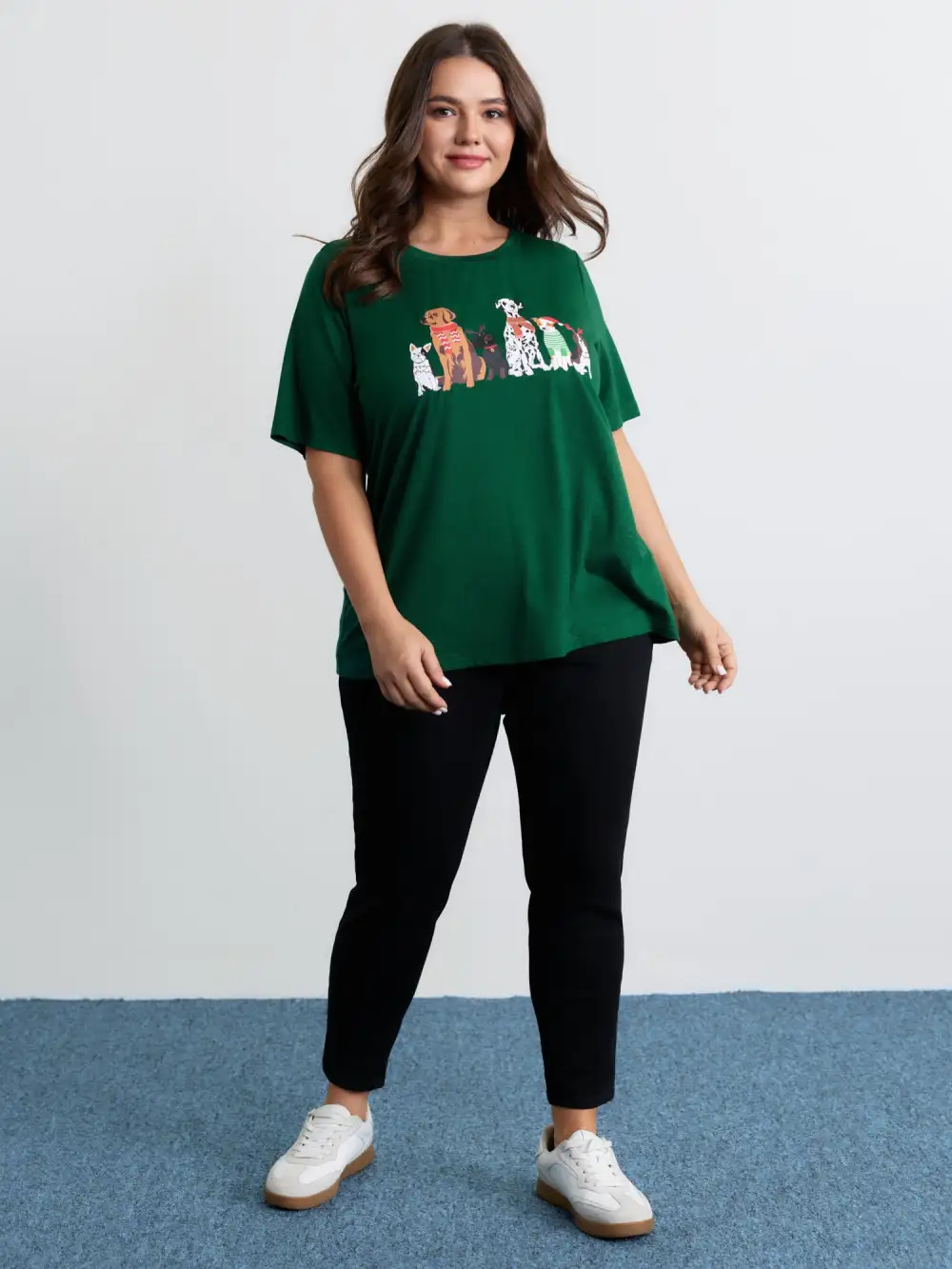 Happy Holiday Dogs Print T-Shirt