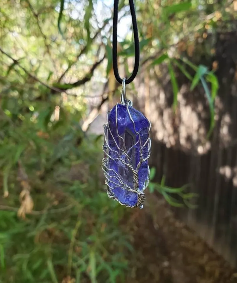 Titanium Wire Wrapped Blue Aura Quartz Crystal Tree of Life Pendant Necklace - Grounding Necklace - Self Confidence - Relaxation Crystal