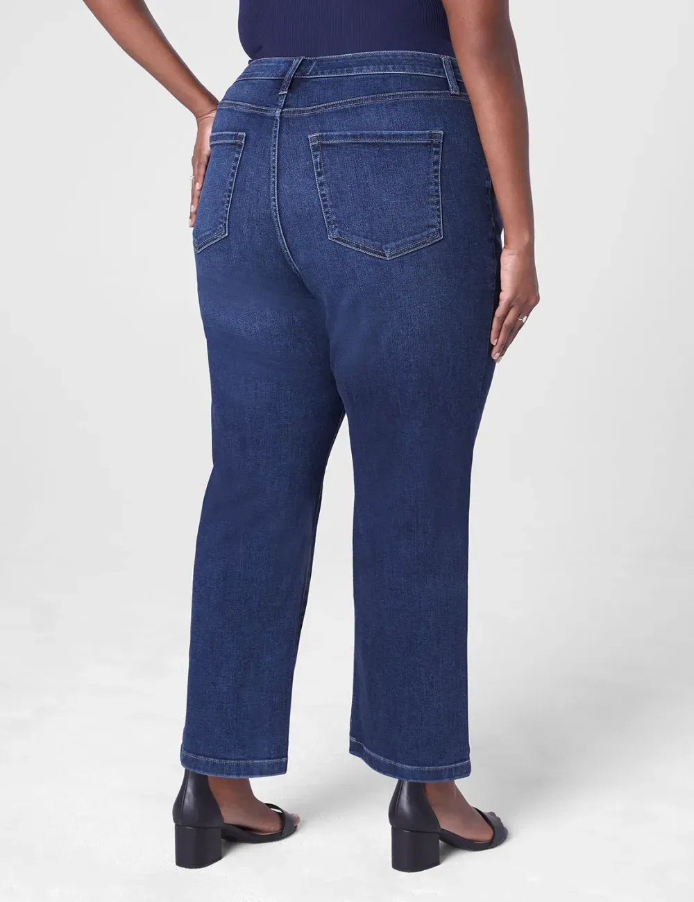 Signature Fit Straight Ankle Jean