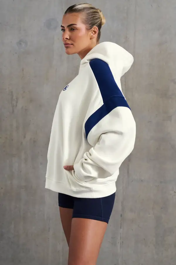 Academic - Oversized Hooded Sweatshirt in White