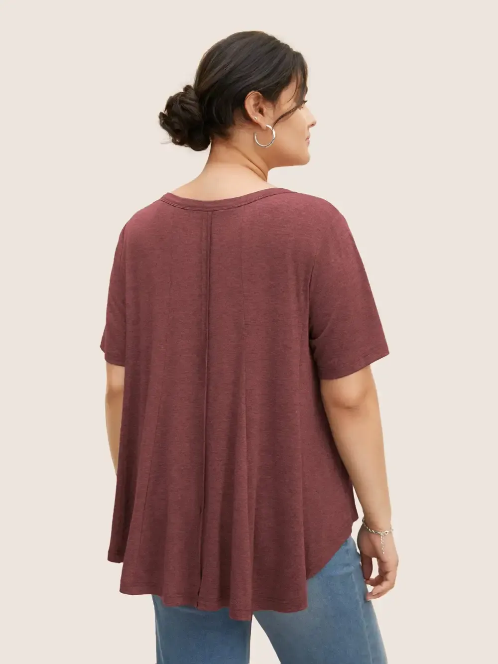Solid Heather V Neck Curved Hem T-Shirt