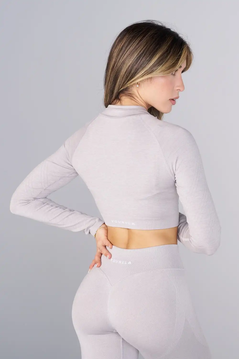 W543 Core Hourglass quarter zip