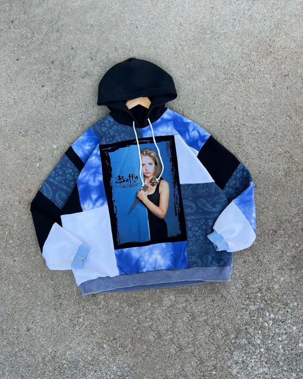 Navy hoodie sweatshirts how perfect and cozy piece for your Halloween day