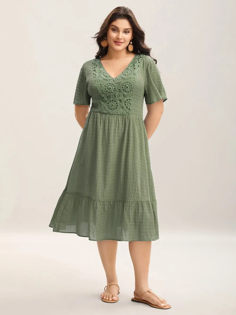 Lace Textured Pockets Tiered Midi Dress