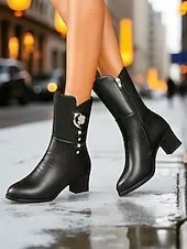 Women's Burgundy Warm Winter Ankle Boots with Faux Fur Lining, Stylish and Comfortable for Cold Weather, Casual & Outdoor Wear.