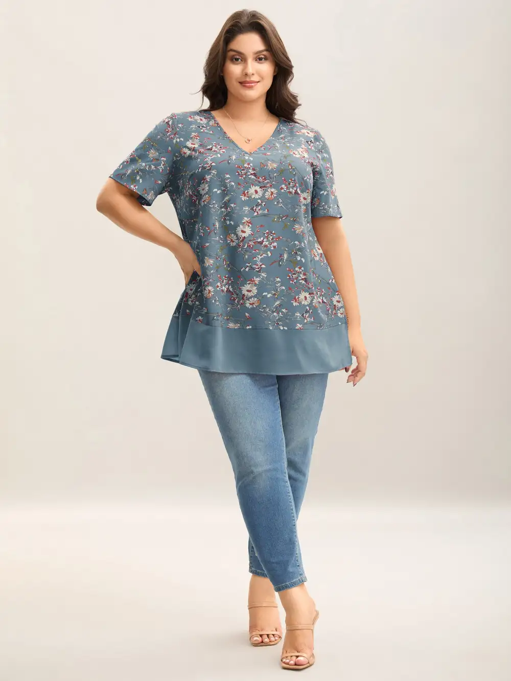 Garden Print Spliced V-Neck Blouse